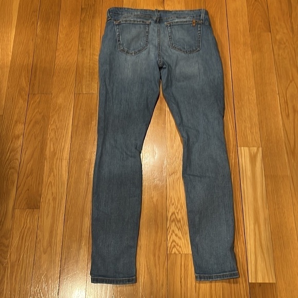 Joe’s womens skinny distressed jeans size 29. - Picture 8 of 8
